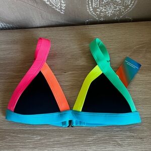 NWT One One Swim x Jena Sims Kameron Bikini Top